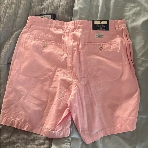 Vineyard Vines men’s club shorts - Picture 3 of 3